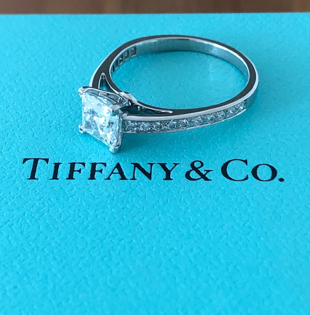 Tiffany & Co GRACE Princess Diamond 0.89 tcw Engagement Ring Diamond  Certificate